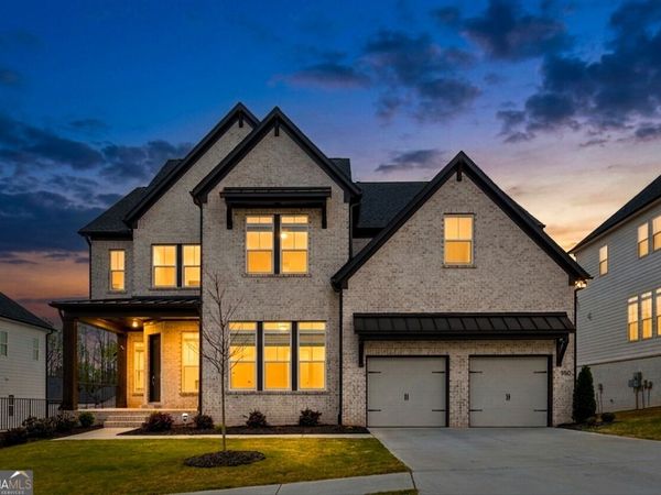 950 Keystone Drive, Woodstock, GA 30188