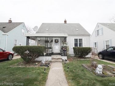 25046 Stanford Street, Dearborn Heights, MI 48125