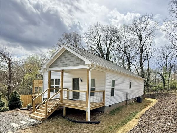 216 Lower Edgewood Road, Candler, NC 28715