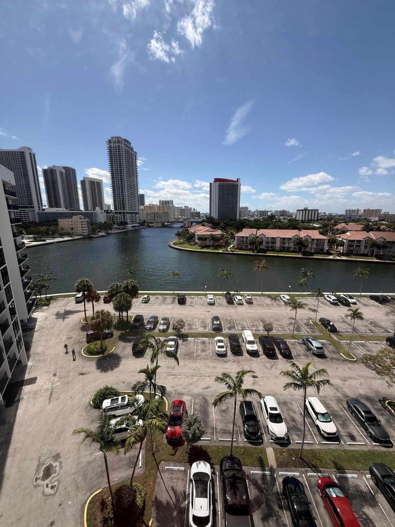 200 Leslie Drive, Unit 924, Hallandale Beach, FL 33009 Photo