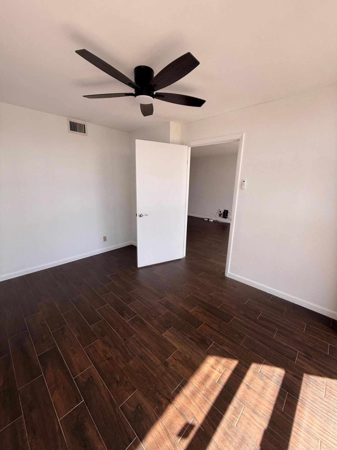 200 Leslie Drive, Unit 924, Hallandale Beach, FL 33009 Photo