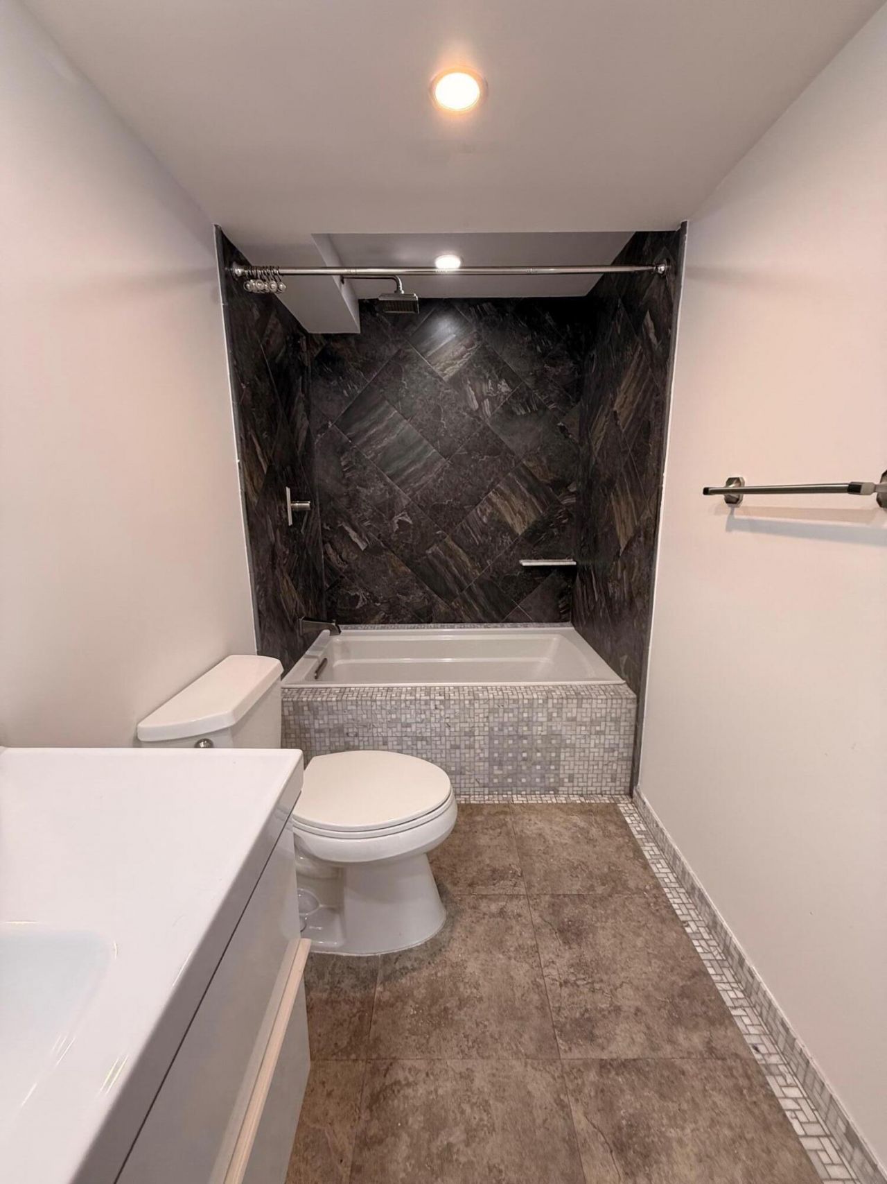 200 Leslie Drive, Unit 924, Hallandale Beach, FL 33009 Photo