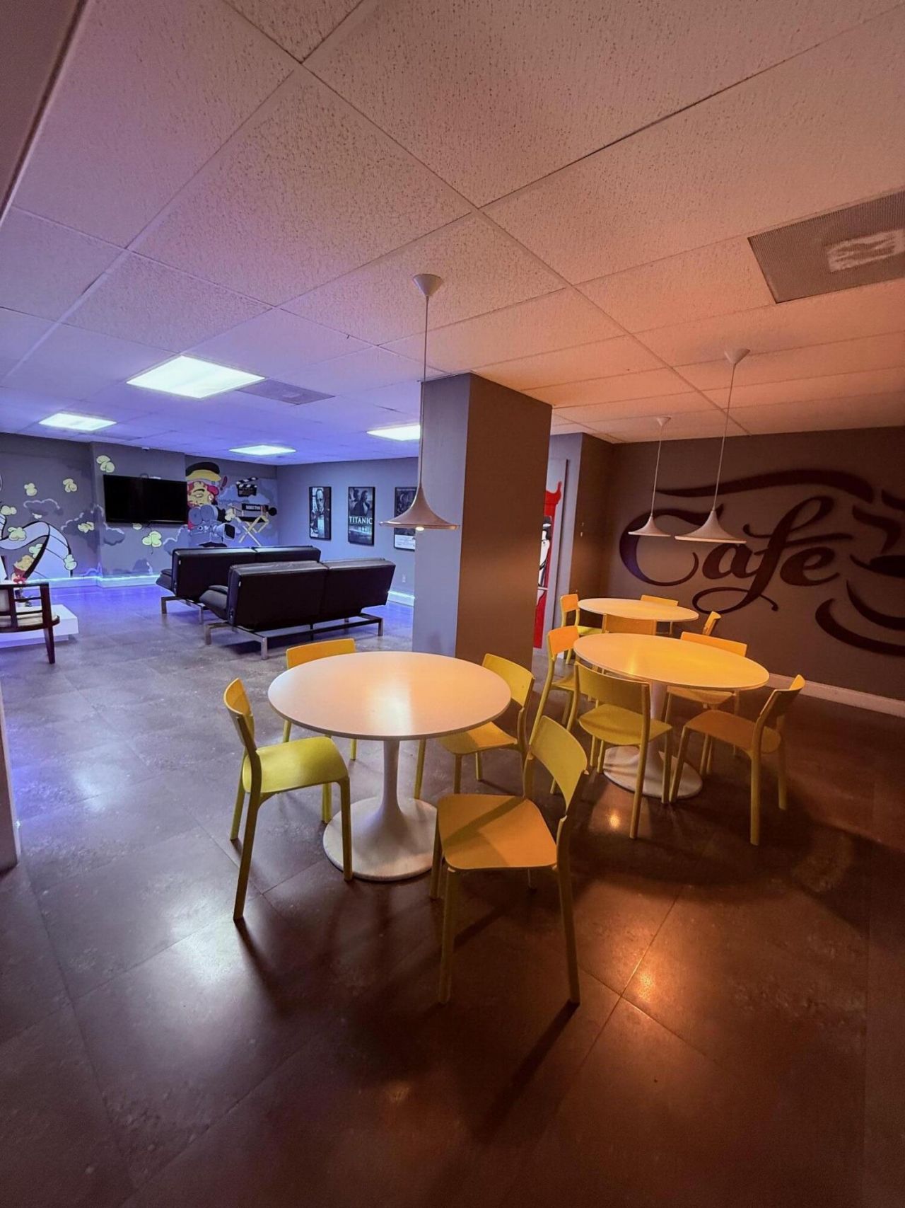 200 Leslie Drive, Unit 924, Hallandale Beach, FL 33009 Photo