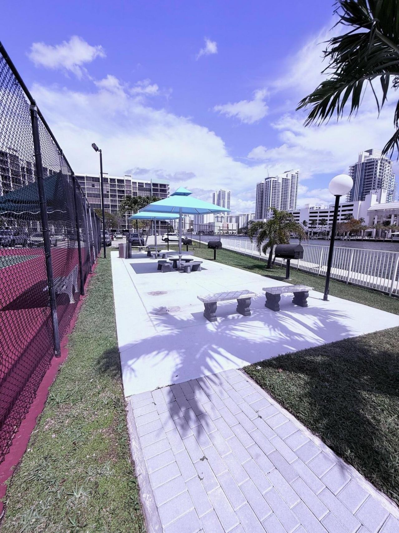 200 Leslie Drive, Unit 924, Hallandale Beach, FL 33009 Photo