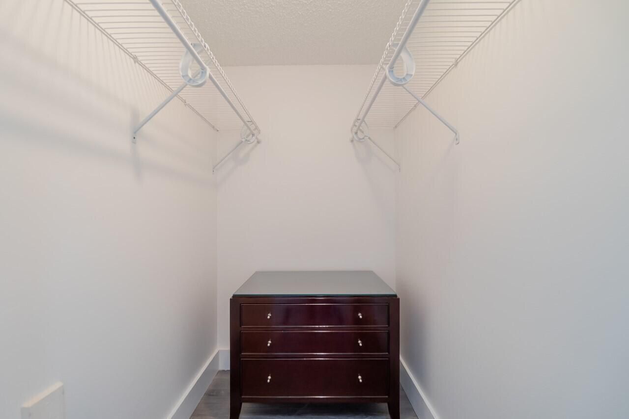 800 Crestwood Court S, Unit 801, Royal Palm Beach, FL 33411 Photo