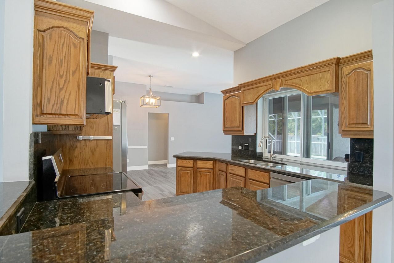 6800 NW Hogate Circle, Port Saint Lucie, FL 34983 Photo