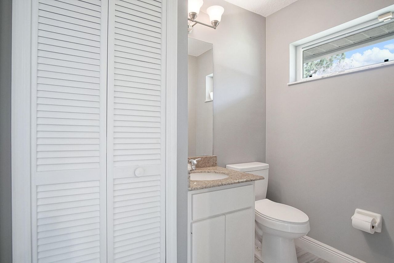 6800 NW Hogate Circle, Port Saint Lucie, FL 34983 Photo