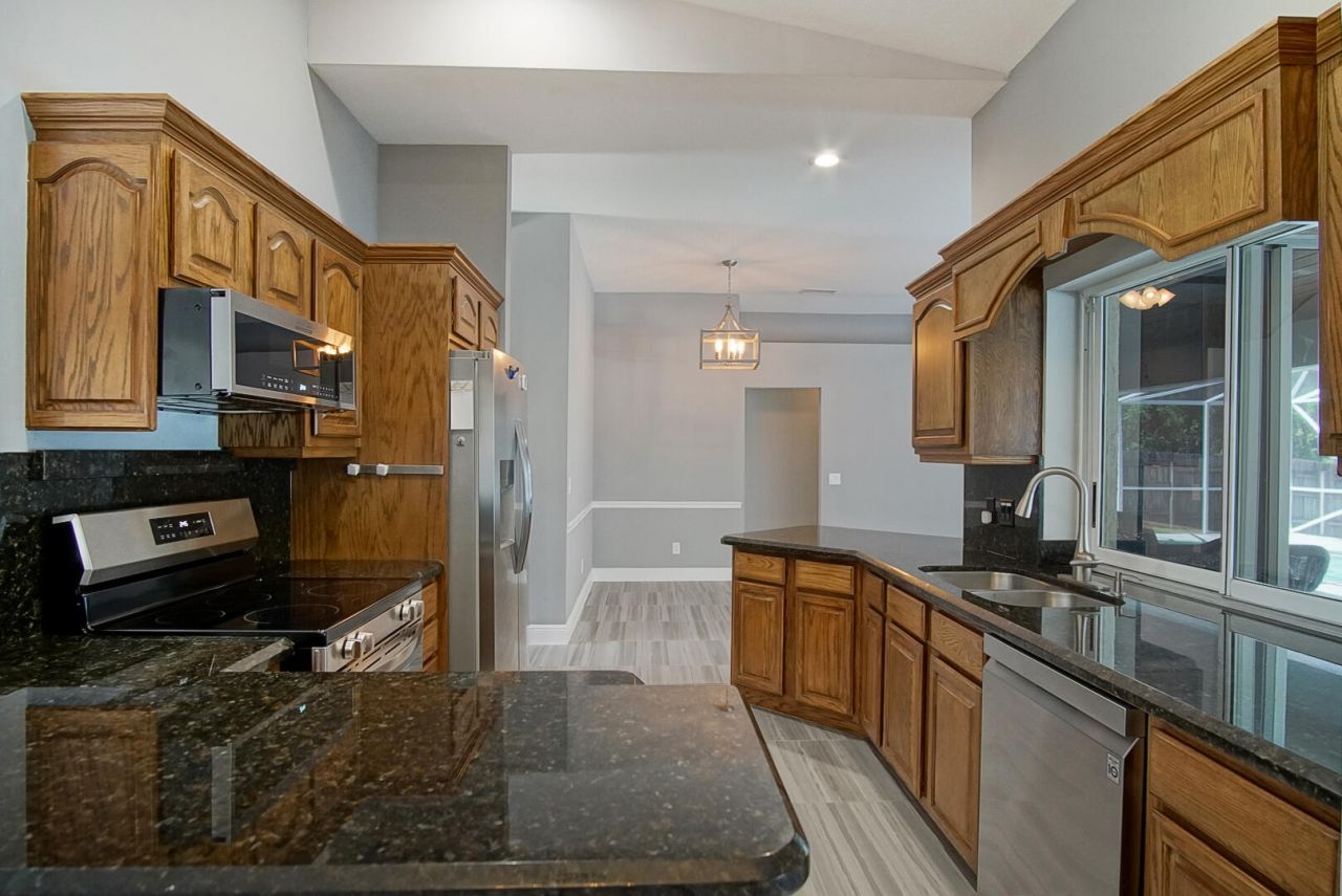 6800 NW Hogate Circle, Port Saint Lucie, FL 34983 Photo