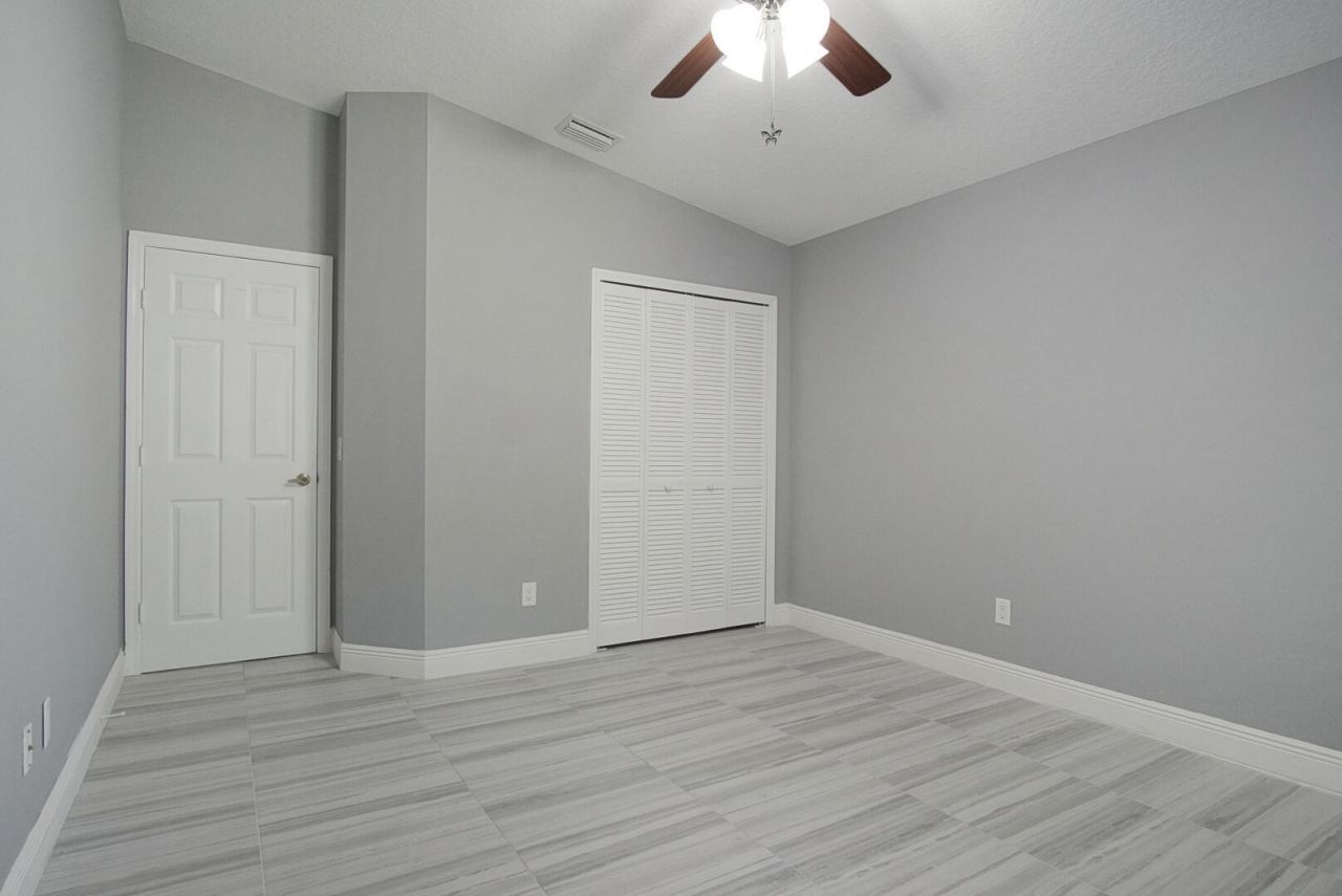 6800 NW Hogate Circle, Port Saint Lucie, FL 34983 Photo