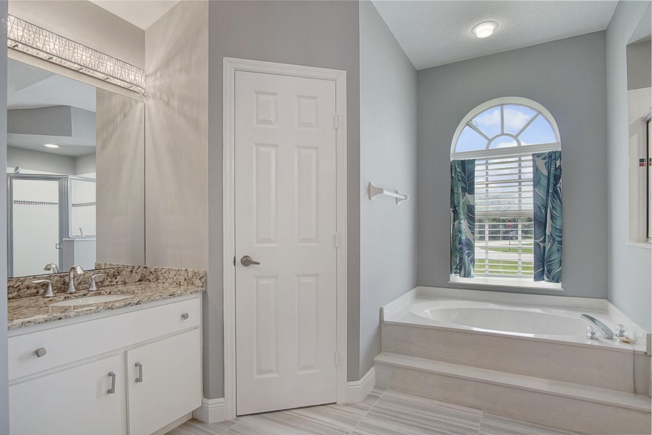 6800 NW Hogate Circle, Port Saint Lucie, FL 34983 Photo