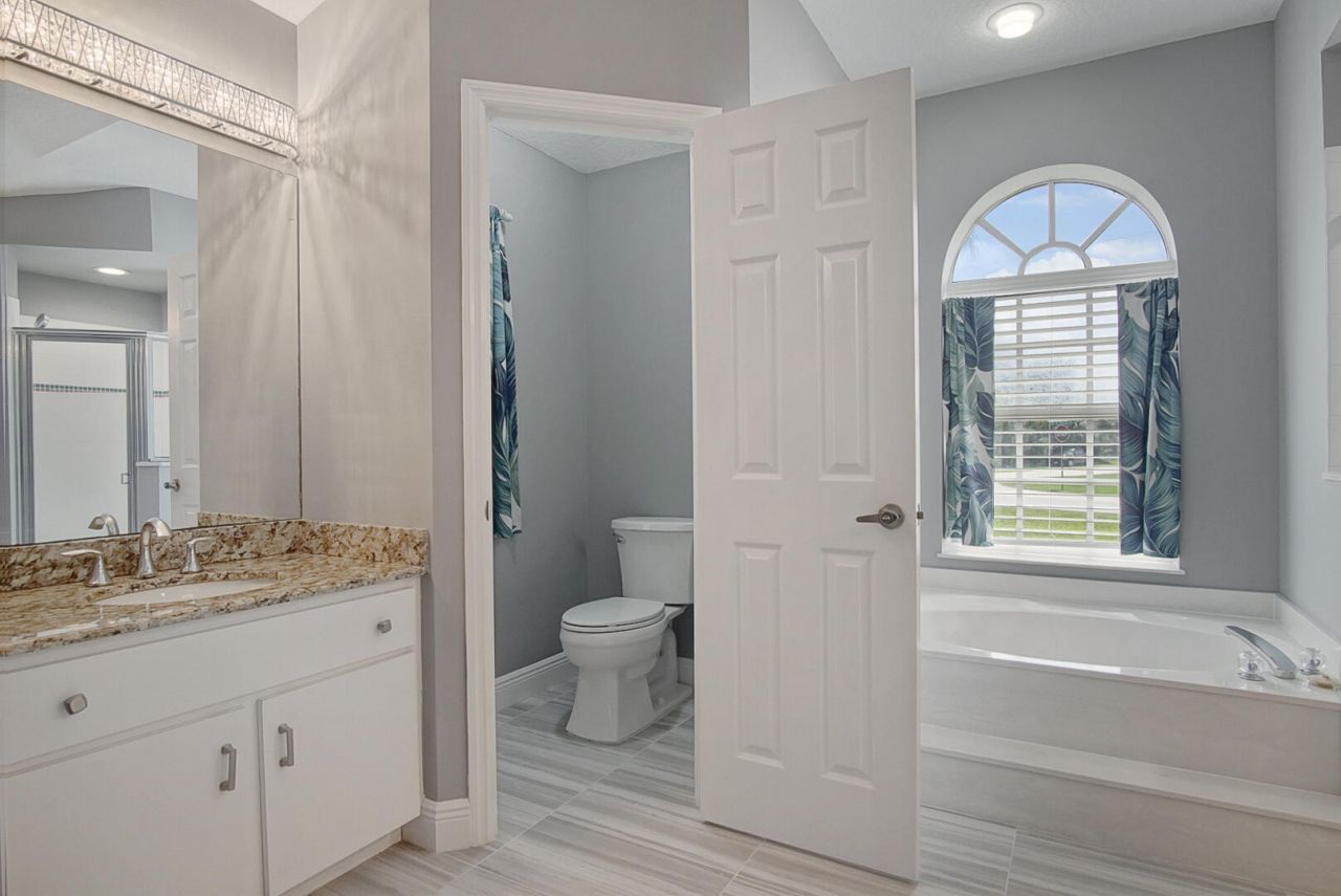 6800 NW Hogate Circle, Port Saint Lucie, FL 34983 Photo