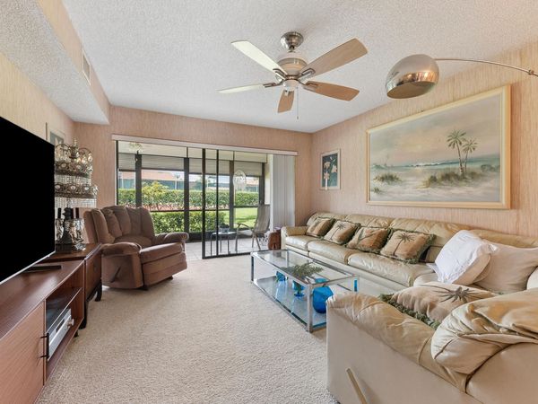 901 Pinecrest Circle, Unit A, Jupiter, FL 33458