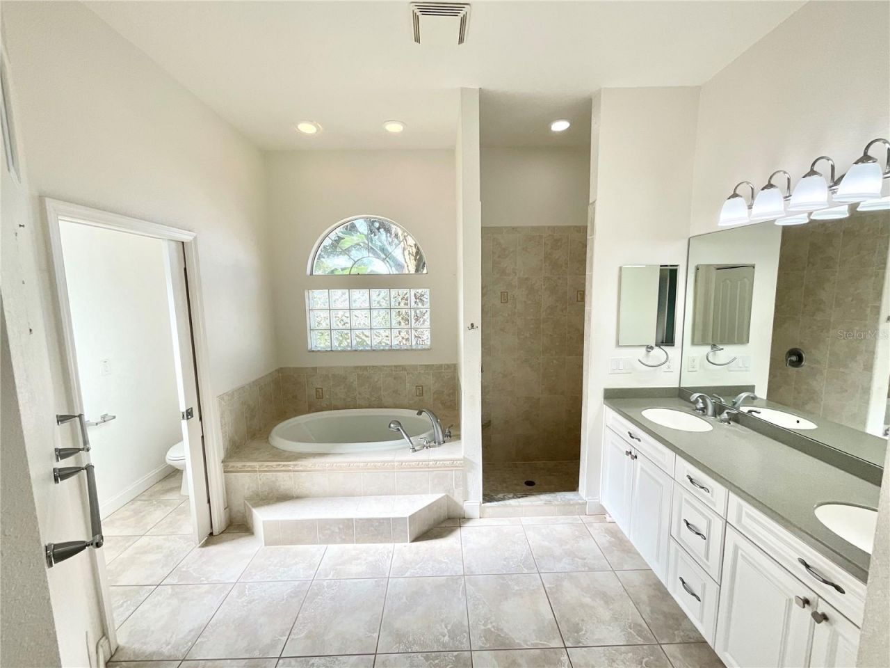 1828 Osprey Lane, Lutz, FL 33549 Photo