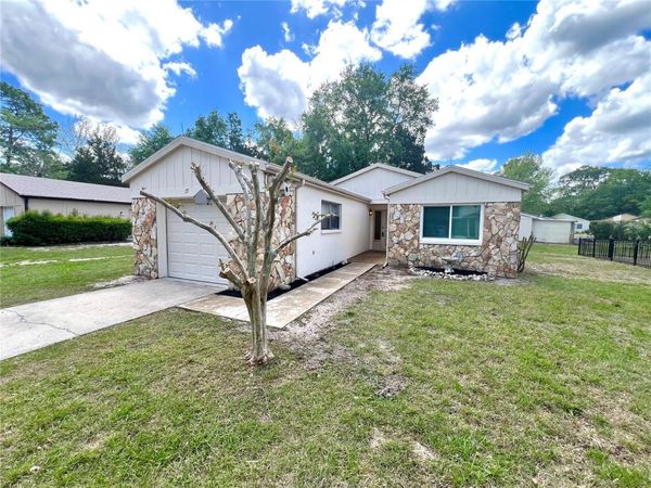 17 JAMAICA STREET , HOMOSASSA, FL 34446