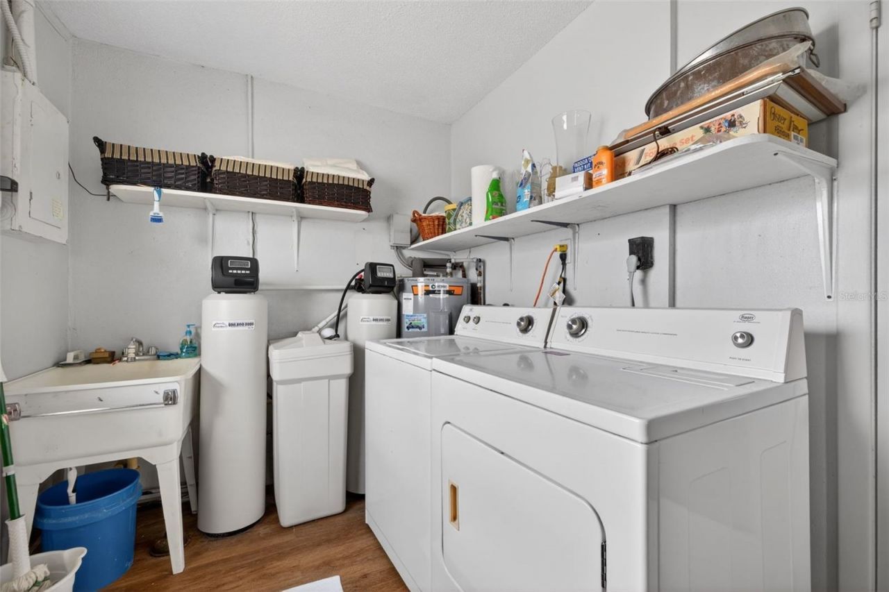 9697 41st Street N, Pinellas Park, FL 33782 Photo