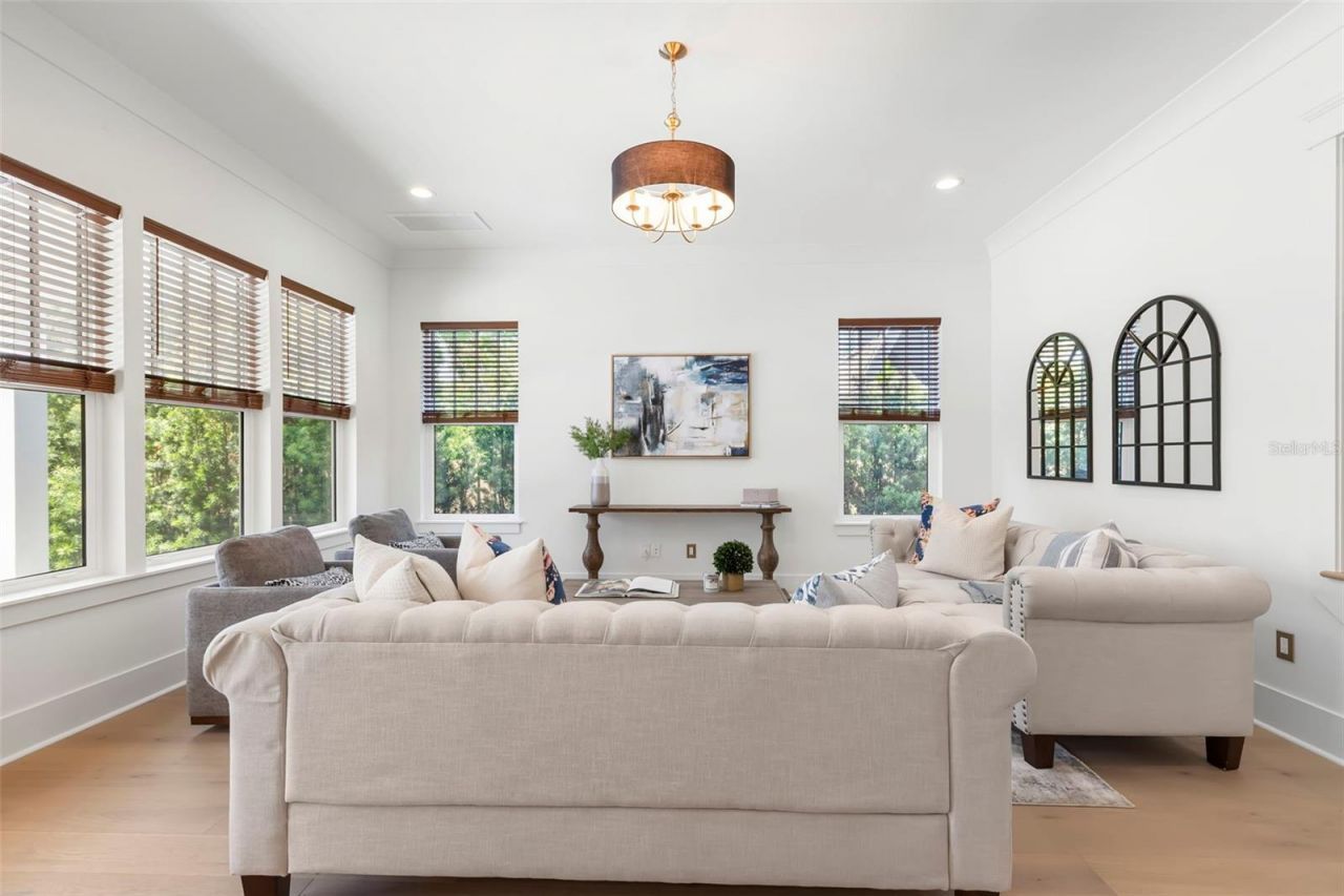 1038 26th Avenue N, Saint Petersburg, FL 33703 Photo