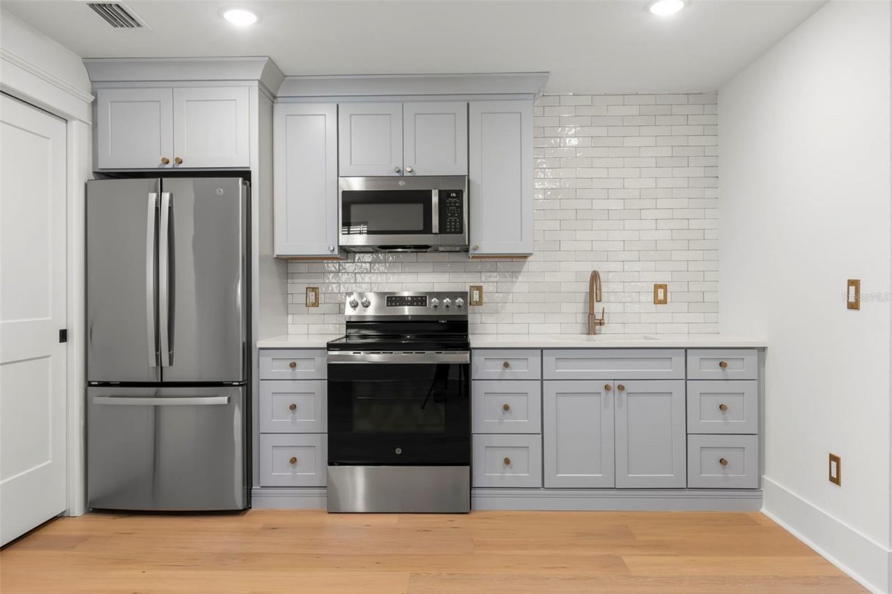 1038 26th Avenue N, Saint Petersburg, FL 33703 Photo