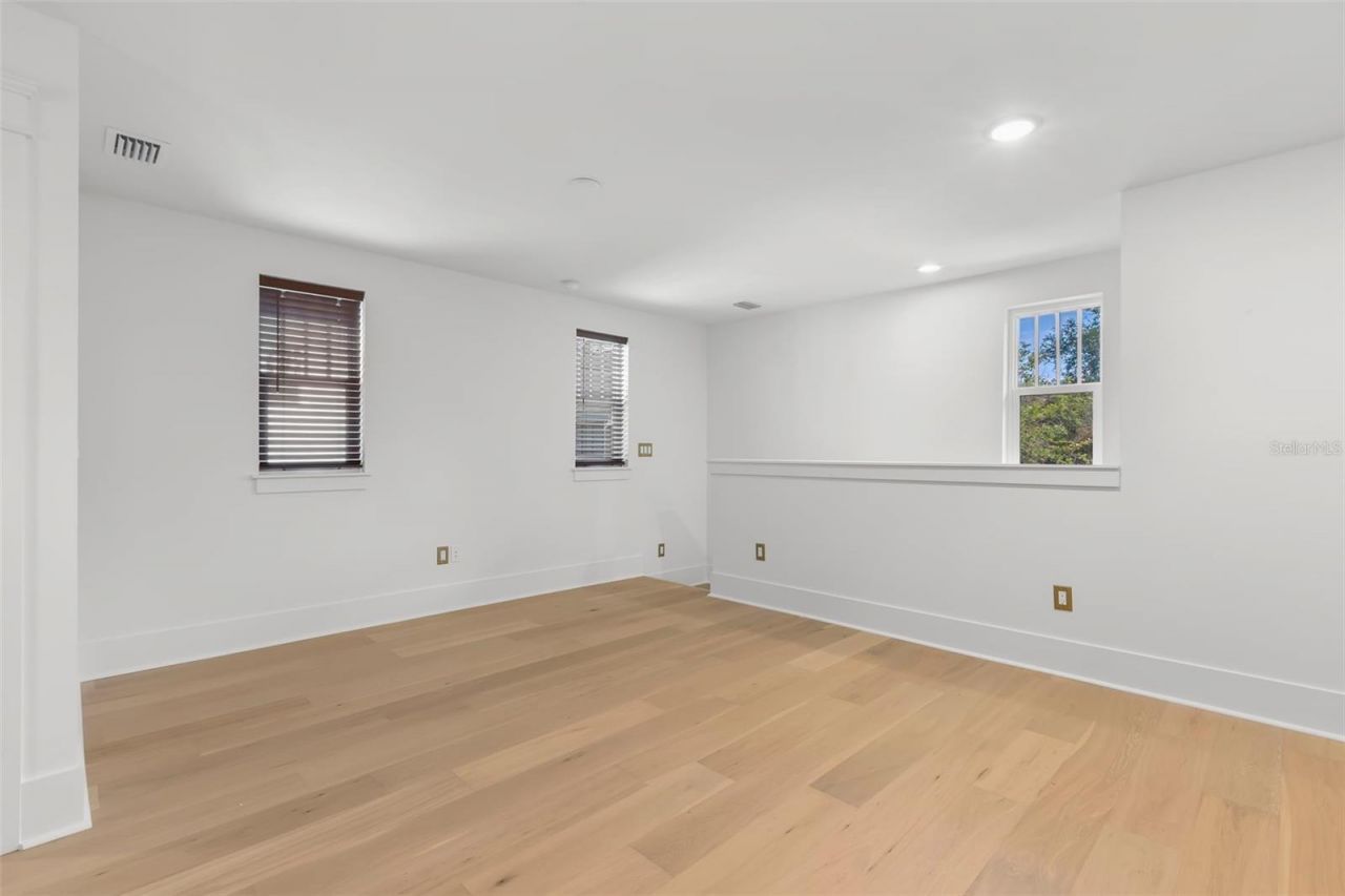 1038 26th Avenue N, Saint Petersburg, FL 33703 Photo