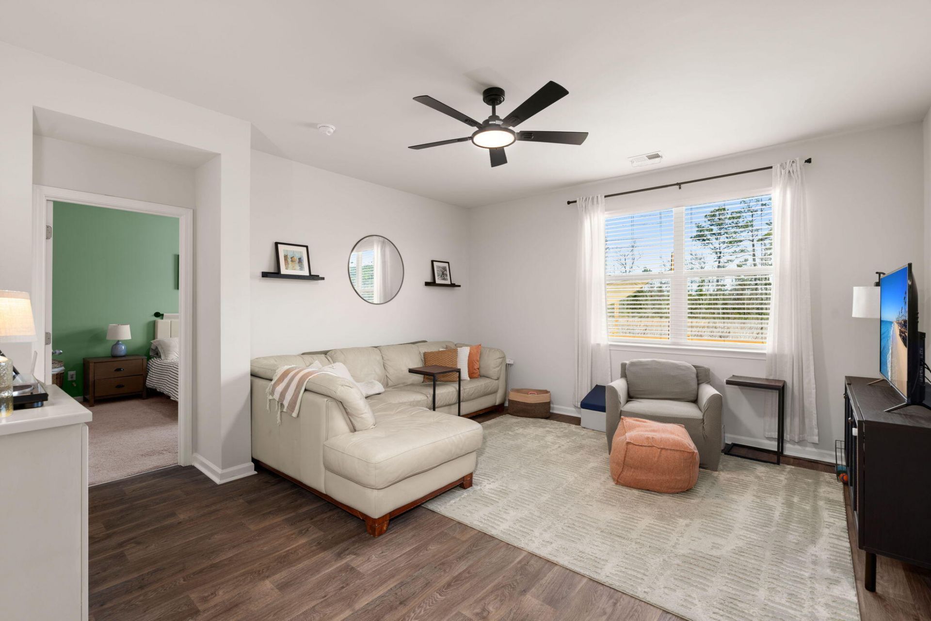 1041 Peridote Way Photo 14