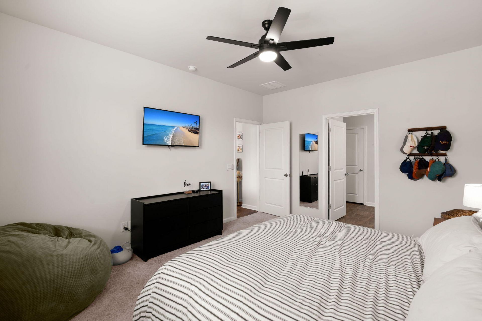 1041 Peridote Way Photo 19