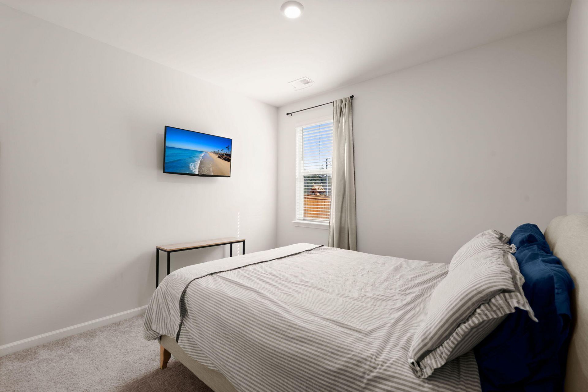 1041 Peridote Way Photo 23