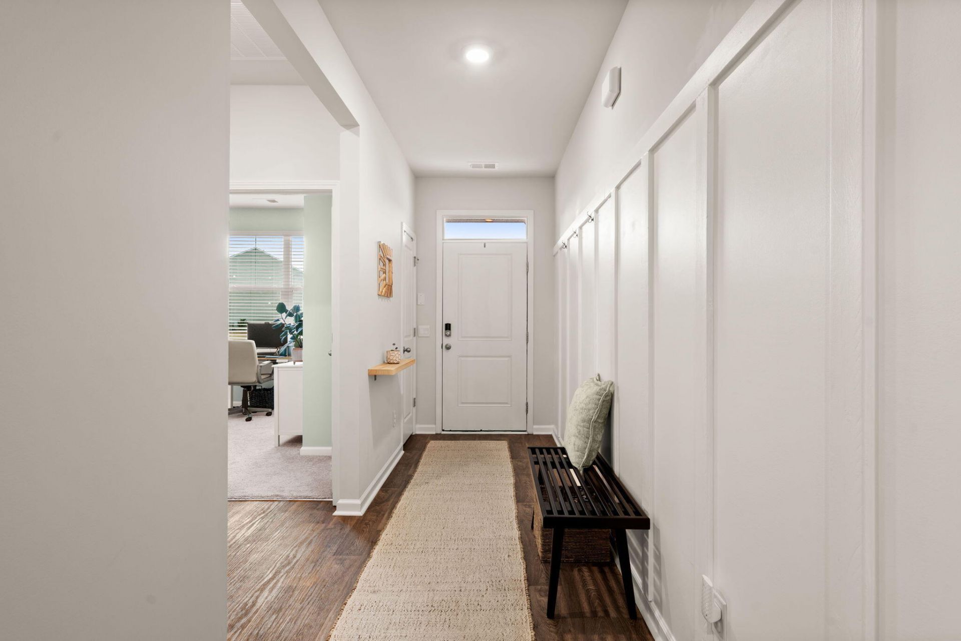 1041 Peridote Way Photo 5