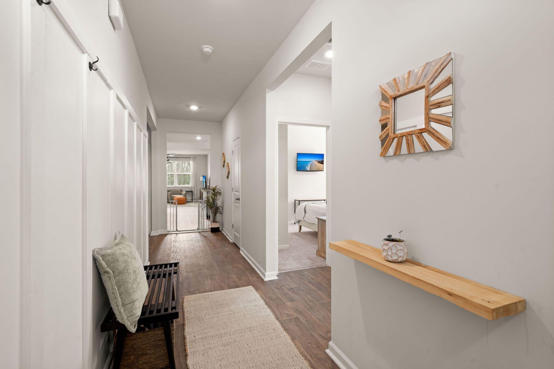 1041 Peridote Way Photo 6