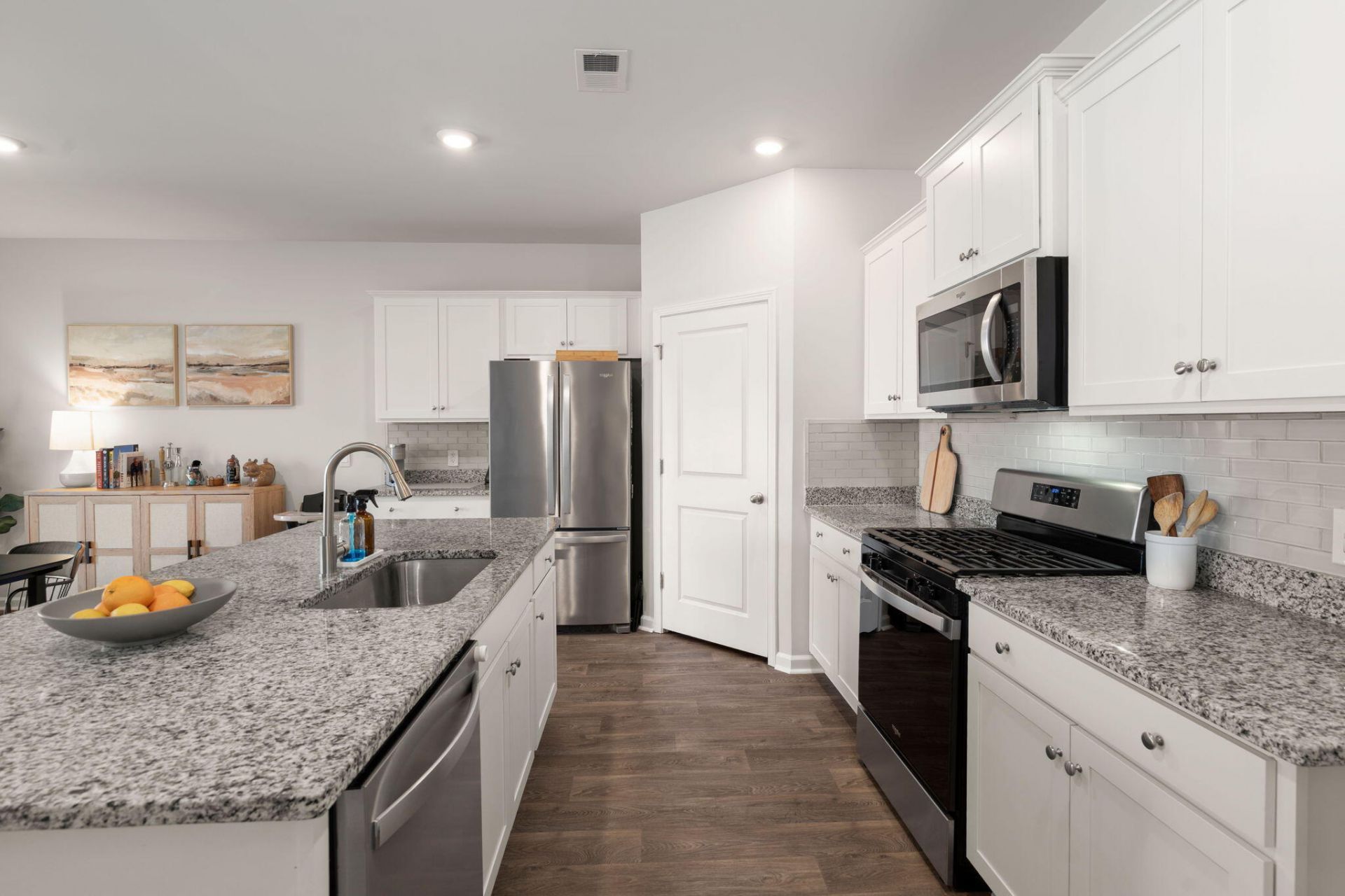 1041 Peridote Way Photo 9