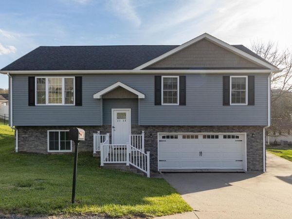 2328 Locust Drive, Fairmont, WV 26554
