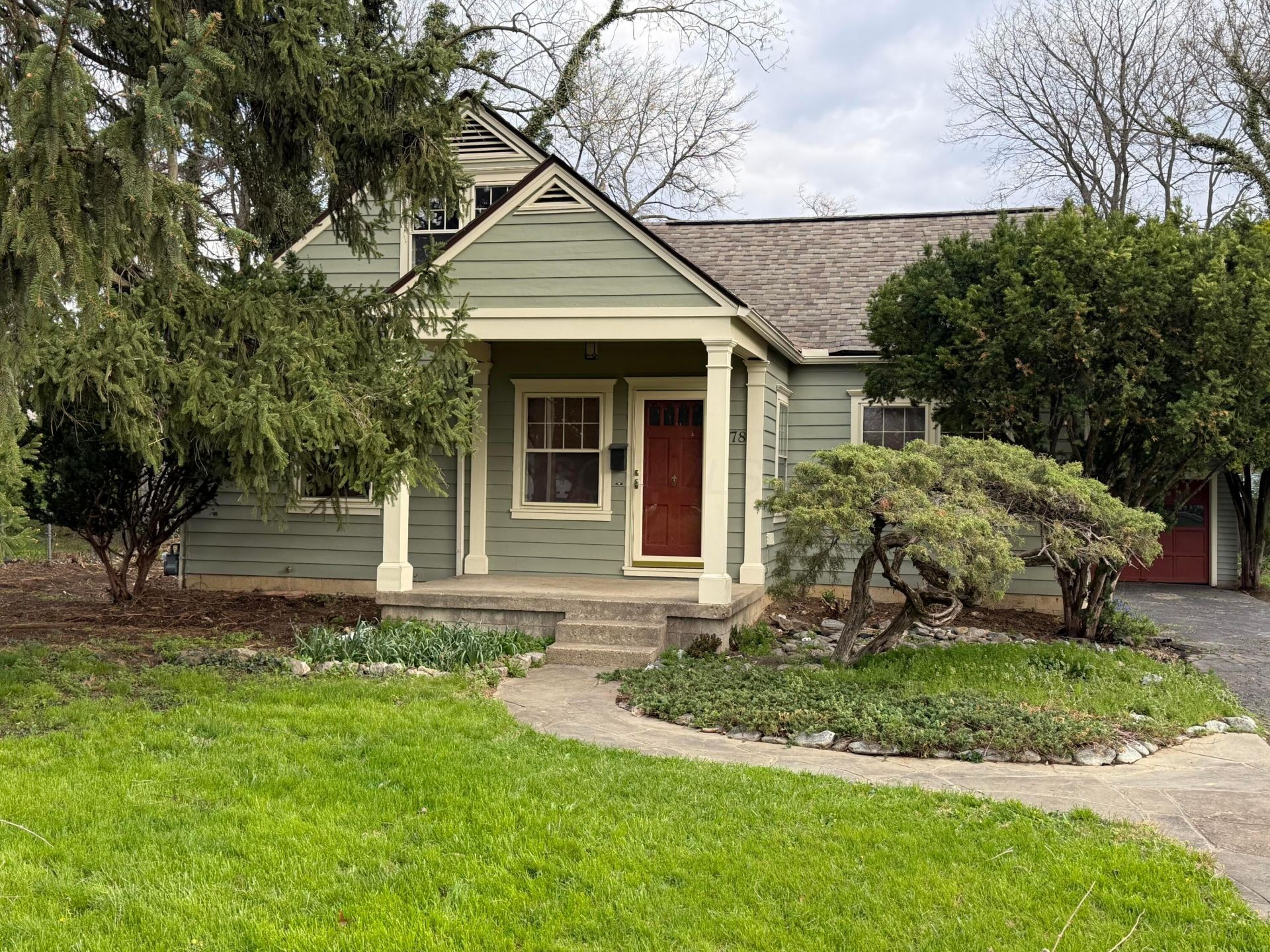 978 Chambers Circle , Columbus, OH 43212 Main Photo