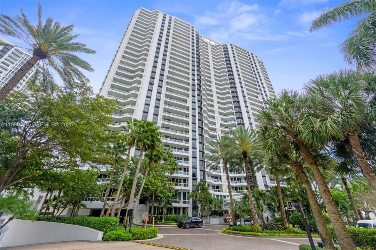 21055 Yacht Club Dr, Unit 3002, Aventura, FL 33180 Photo
