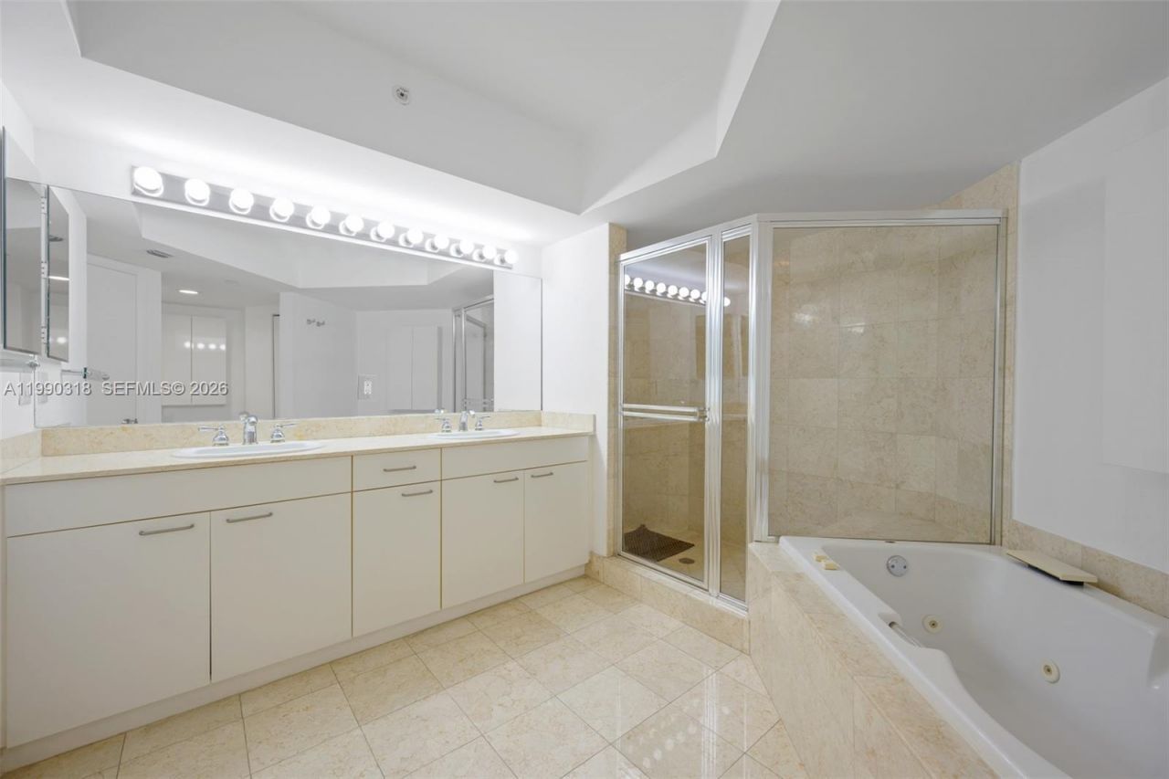 21055 Yacht Club Dr, Unit 3002, Aventura, FL 33180 Photo
