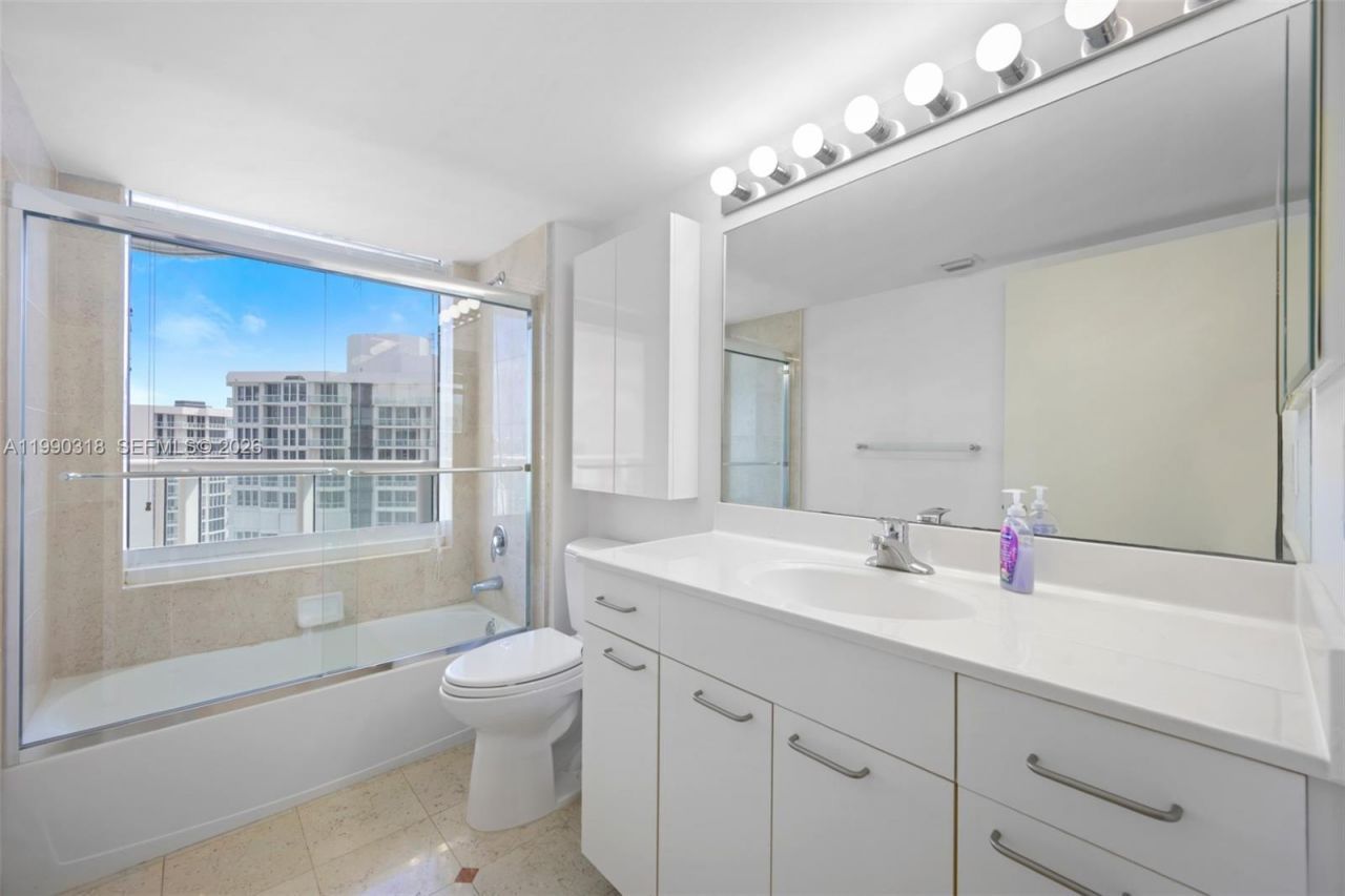 21055 Yacht Club Dr, Unit 3002, Aventura, FL 33180 Photo