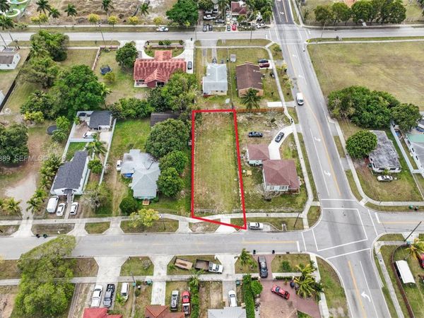 nw 2 , Florida City, FL 33034