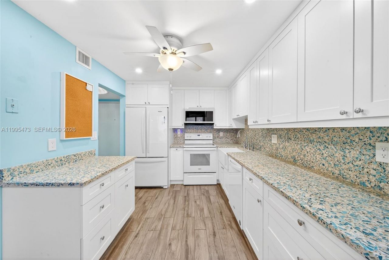 2301 S Ocean Dr, Unit 2302, Hollywood, FL 33019 Photo