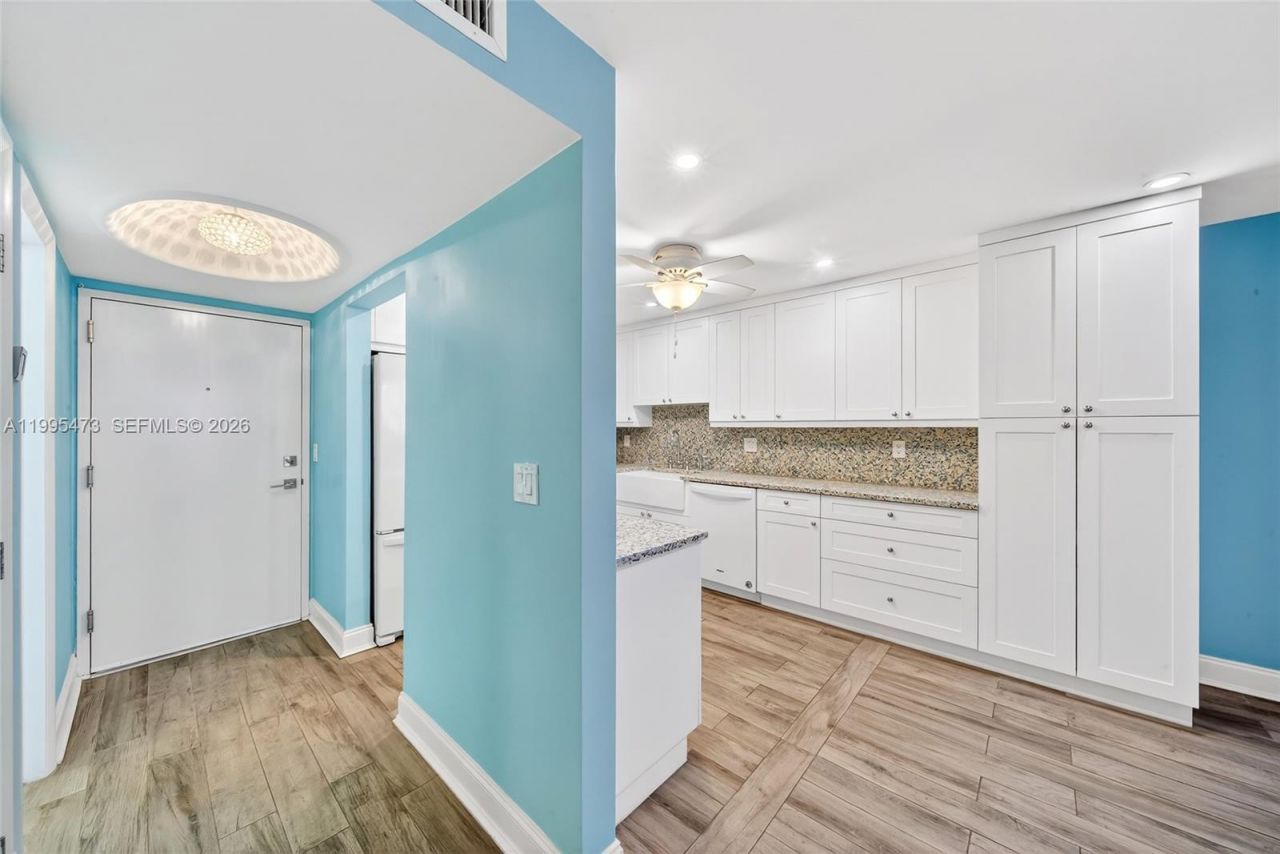 2301 S Ocean Dr, Unit 2302, Hollywood, FL 33019 Photo