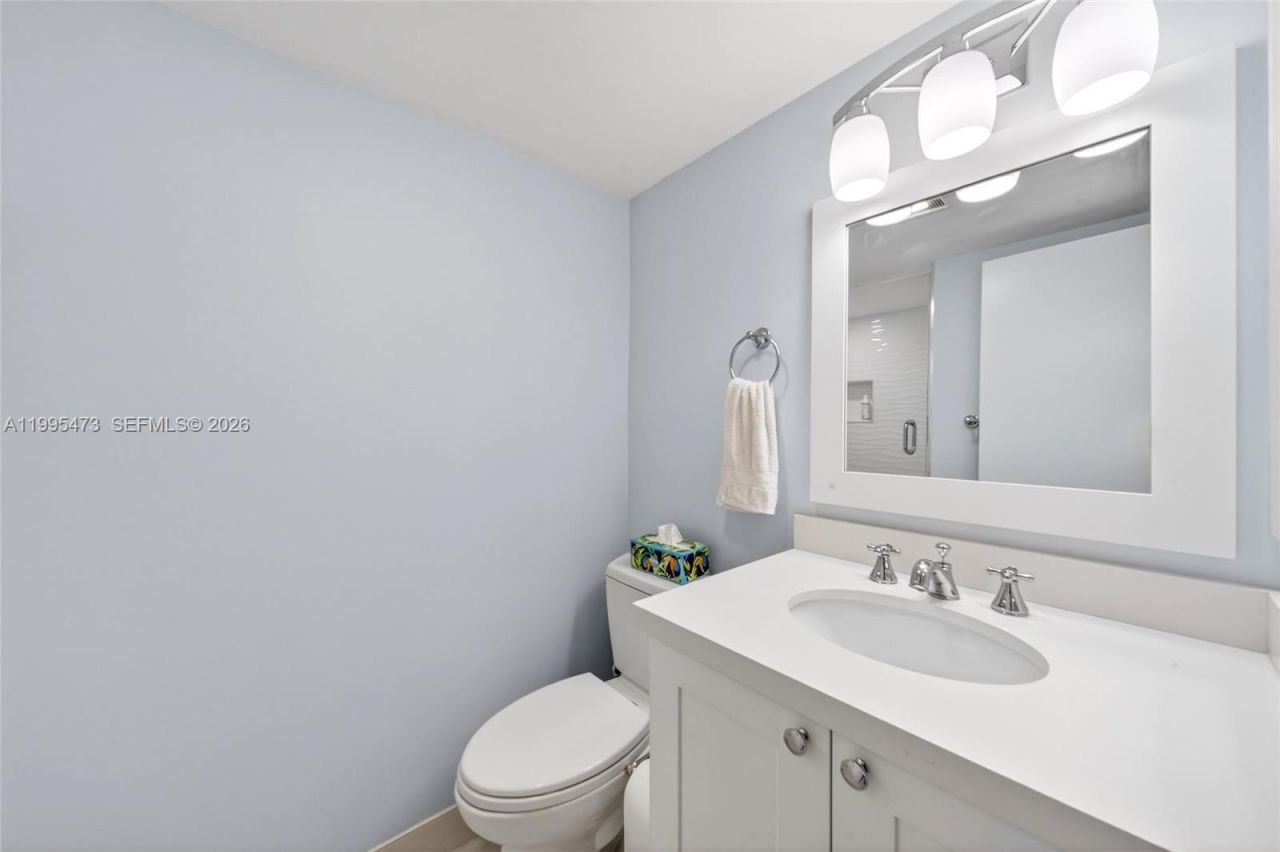 2301 S Ocean Dr, Unit 2302, Hollywood, FL 33019 Photo