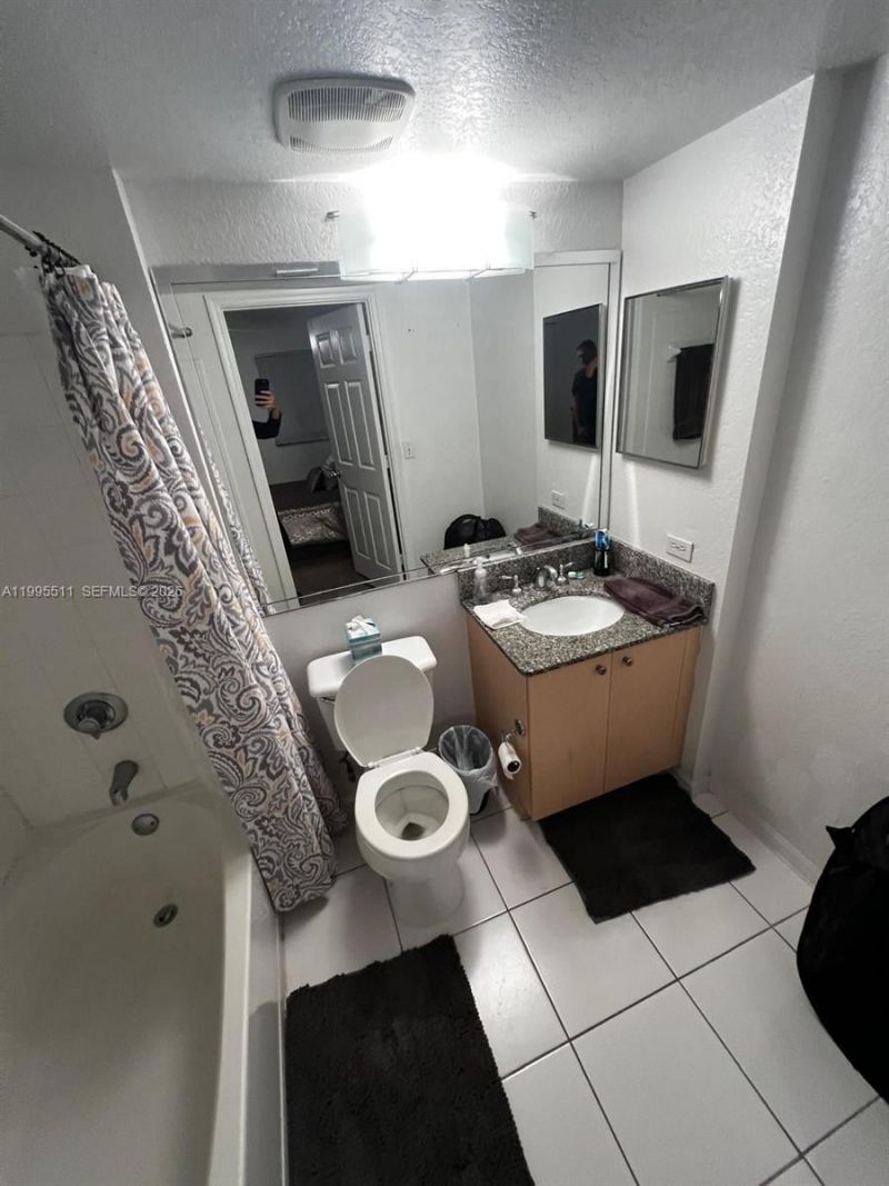 2548 Centergate Dr , Unit 301, Miramar, FL 33025 Photo