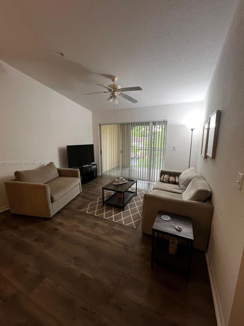2548 Centergate Dr , Unit 301, Miramar, FL 33025 Photo