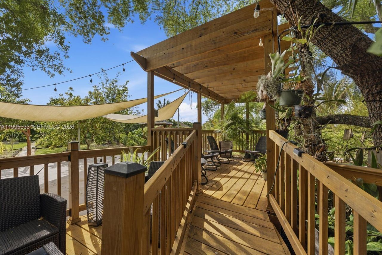 27521 SW 154th Ave , Homestead, FL 33032 Photo