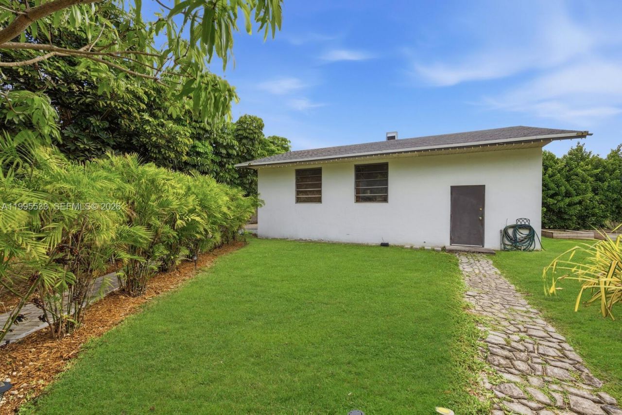 27521 SW 154th Ave , Homestead, FL 33032 Photo