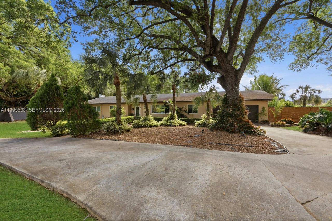 27521 SW 154th Ave , Homestead, FL 33032 Photo