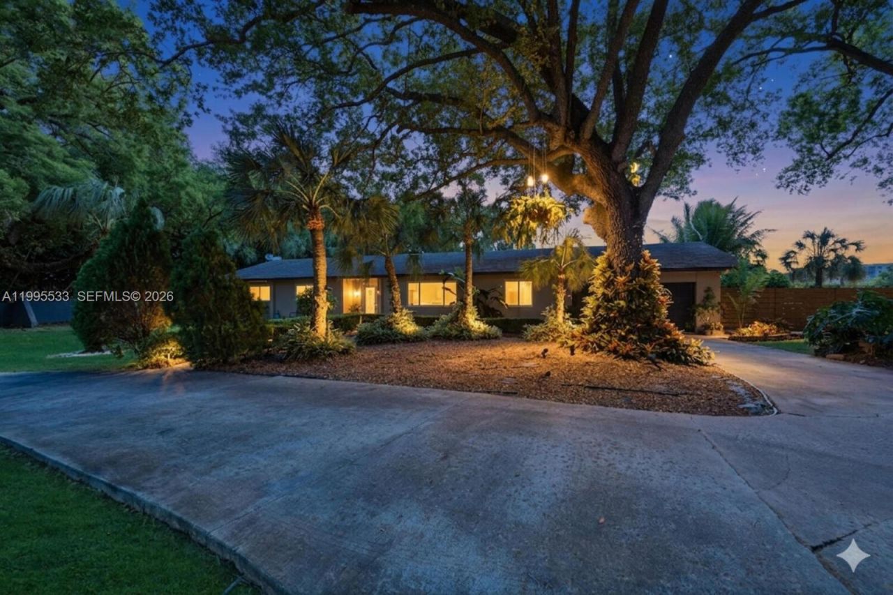 27521 SW 154th Ave , Homestead, FL 33032 Photo