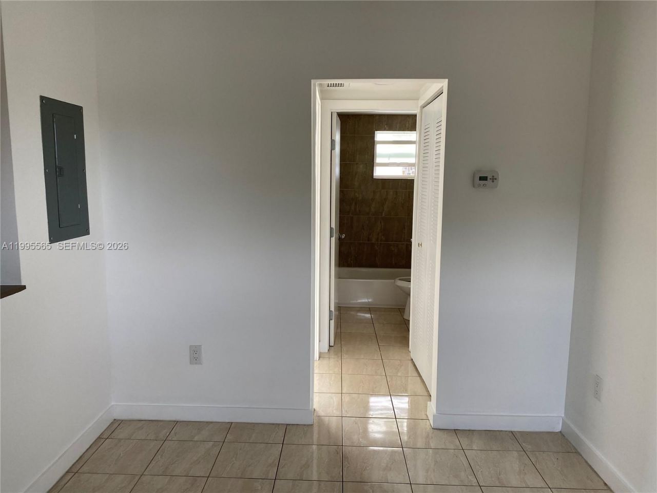 1130 NW 62nd St, Unit 15, Miami, FL 33150 Photo