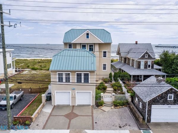 504 West Ocean View Avenue , Norfolk, VA 23503
