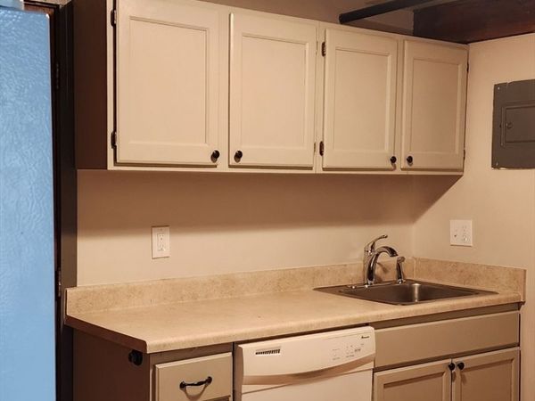 1 Samoset Ave, Unit H, Mansfield, MA 02048