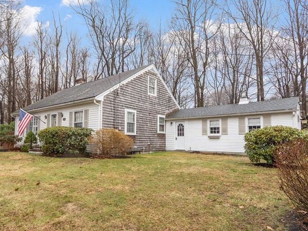 348 Leominster Rd, Lunenburg, MA 01462