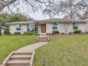6717 Dalhart Lane, Dallas, TX 75214