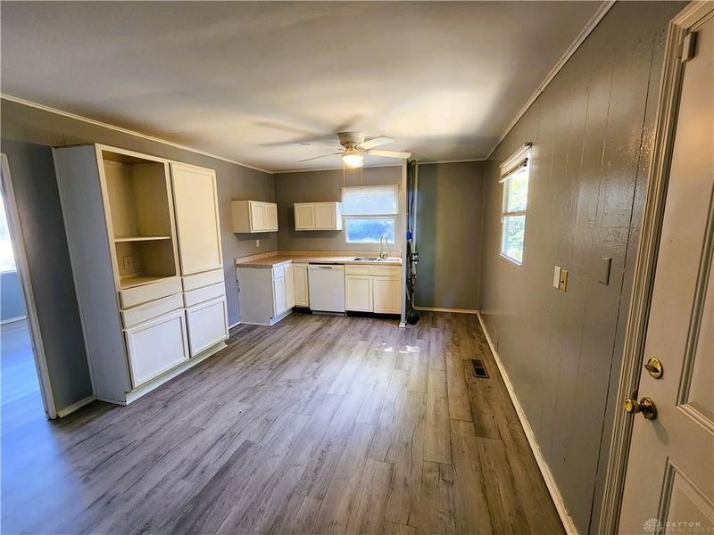 1303 Graystone Drive, Dayton, OH 45417 Photo 5