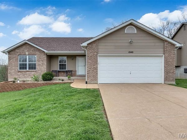 1040 Stonewick Court, Herculaneum, MO 63048